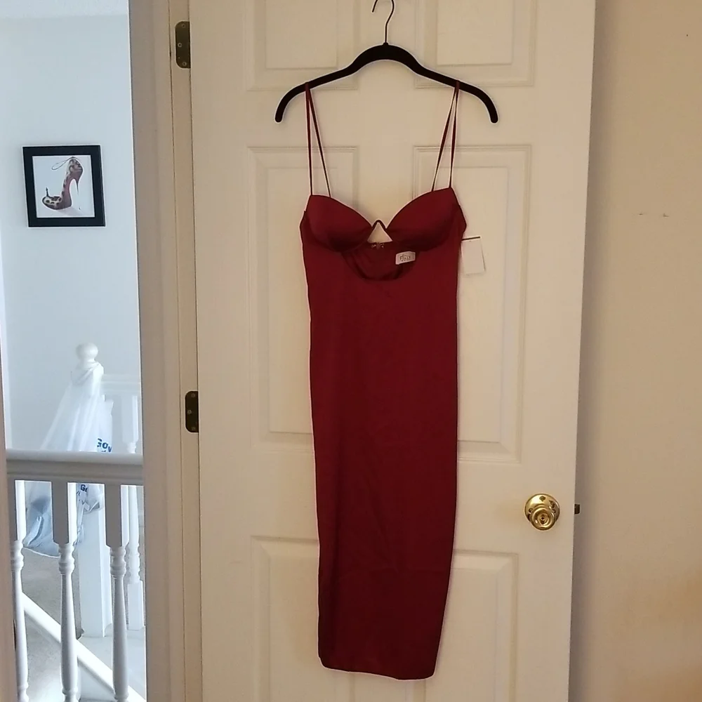 Burgundy Oh Polly Midi Dress - Picture 2 of 5